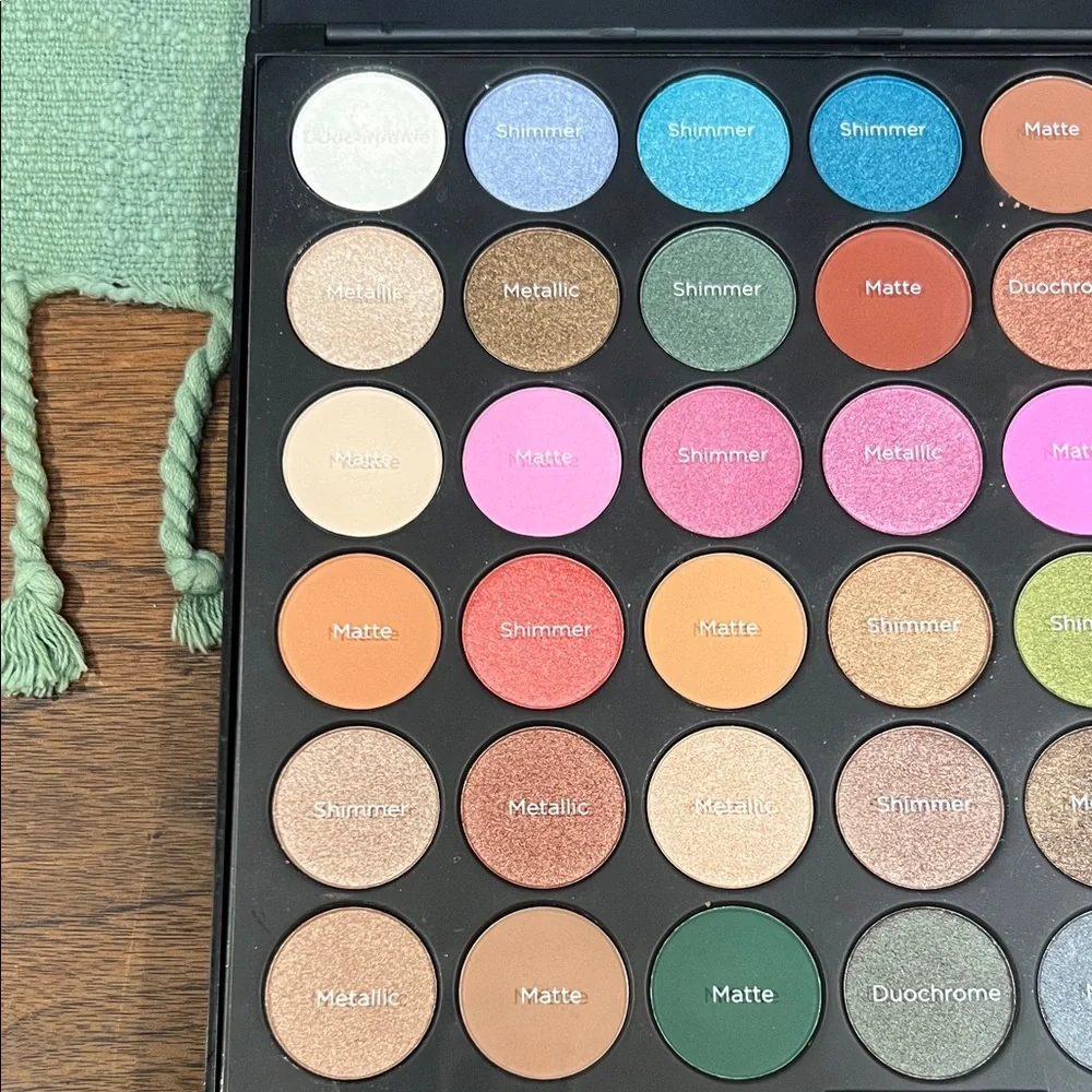 bh Cosmetics Studio Pro Ultimate Artistry Shadow Palette